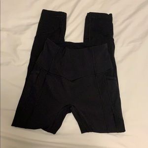 black lululemon leggings